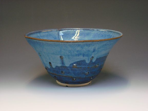 Ceramic colander - colour blue